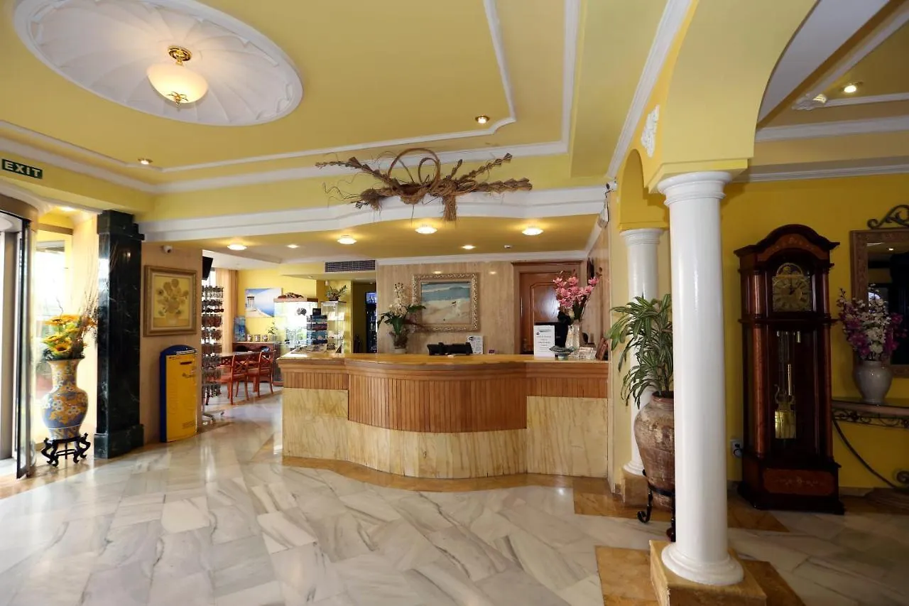 Hotel Manaus El Arenal  3*, El Arenal (Mallorca)
