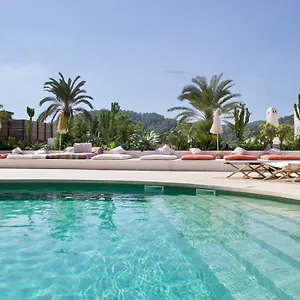 La Pandilla Ibiza Hostel
