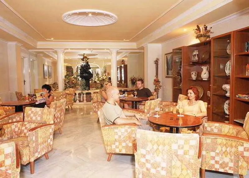 Hotel Manaus El Arenal  3*, El Arenal (Mallorca) Spain